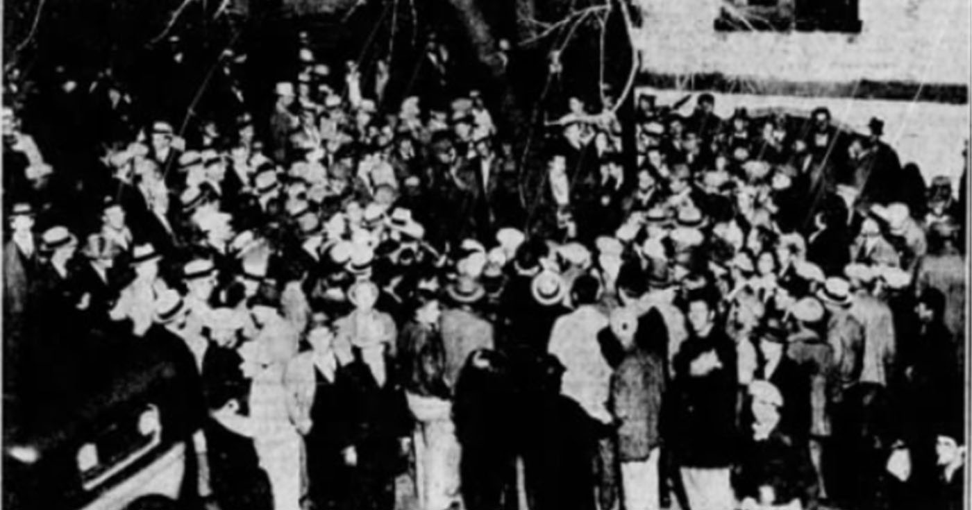 On Nov 28, 1933 7,000 White People Hang and Burn 18YearOld Black Man